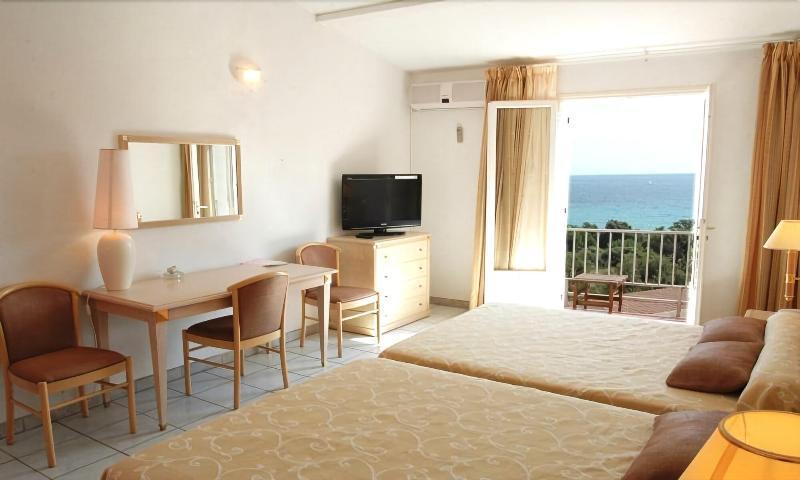 Hotel Residence San Pieru Tarcu Ngoại thất bức ảnh