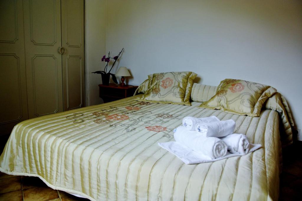 Hotel Residence San Pieru Tarcu Phòng bức ảnh